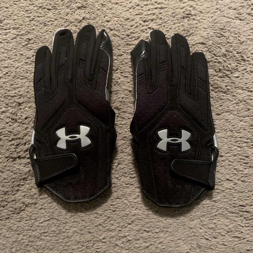 Under Armour Football Gloves